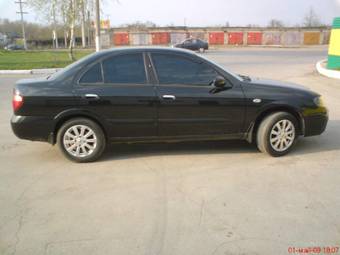 2006 Nissan Almera Photos