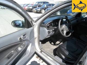 2006 Nissan Almera Pictures