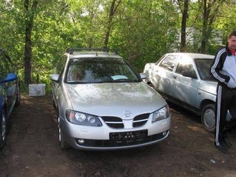 2006 Nissan Almera Images