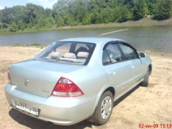 2006 Nissan Almera Pictures