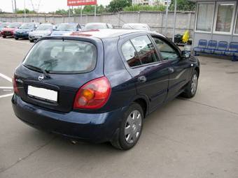 2006 Nissan Almera Photos