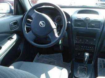 2006 Nissan Almera Pics