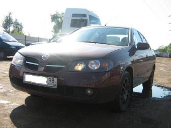 2006 Nissan Almera Pictures