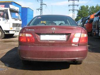 2006 Nissan Almera Photos
