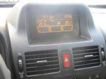 2006 Nissan Almera Pictures