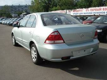 2006 Nissan Almera Pics