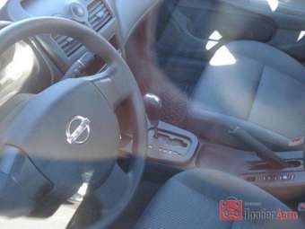 2007 Nissan Almera Pictures