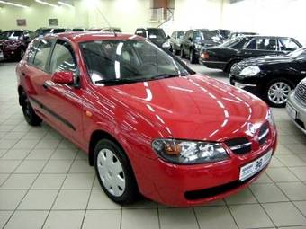 2007 Nissan Almera Pics