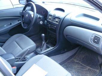 2007 Nissan Almera Photos