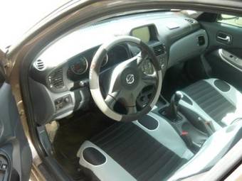 2007 Nissan Almera Images