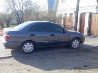 2007 Nissan Almera Pictures