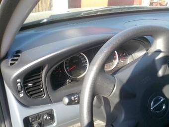 2007 Nissan Almera Pictures