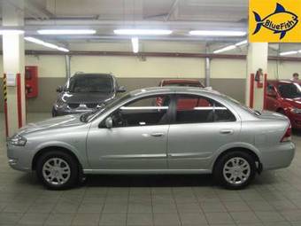 2007 Nissan Almera Images