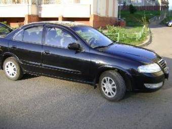 2007 Nissan Almera Images