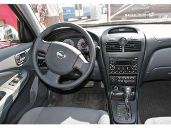 2007 Nissan Almera Pictures