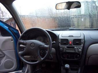 2008 Nissan Almera Photos