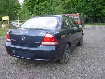 2009 Nissan Almera Pictures