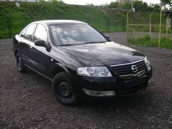 2010 Nissan Almera Photos