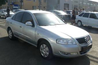 2010 Nissan Almera Photos