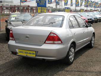 2010 Nissan Almera Photos