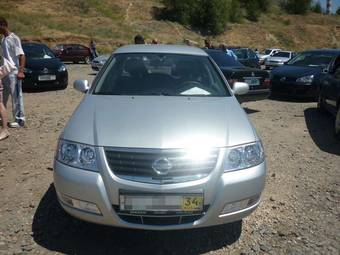 2010 Nissan Almera Photos