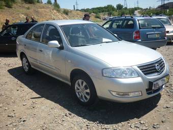 2010 Nissan Almera Photos