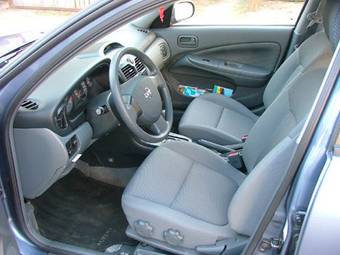 2006 Nissan Almera Classic Pictures