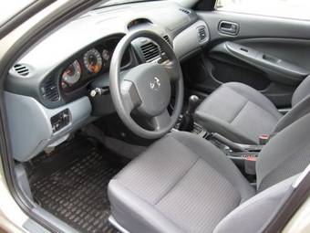 2007 Nissan Almera Classic Pictures