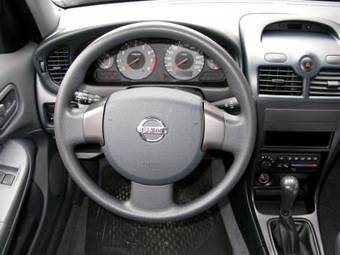 2007 Nissan Almera Classic Images