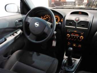 2008 Nissan Almera Classic Photos