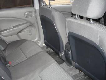 2008 Nissan Almera Classic Pictures