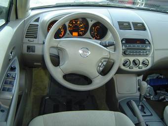 2001 Altima