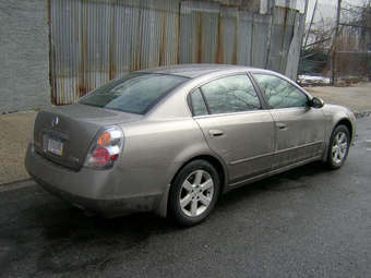 2002 Nissan Altima Pictures