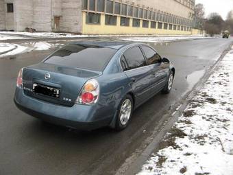 2002 Nissan Altima Photos