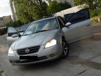 2002 Nissan Altima Pictures