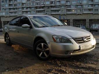 2002 Nissan Altima Pictures