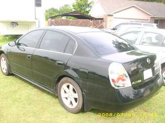 2003 Nissan Altima Photos