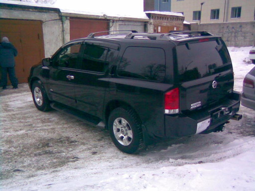 2004 Nissan Armada