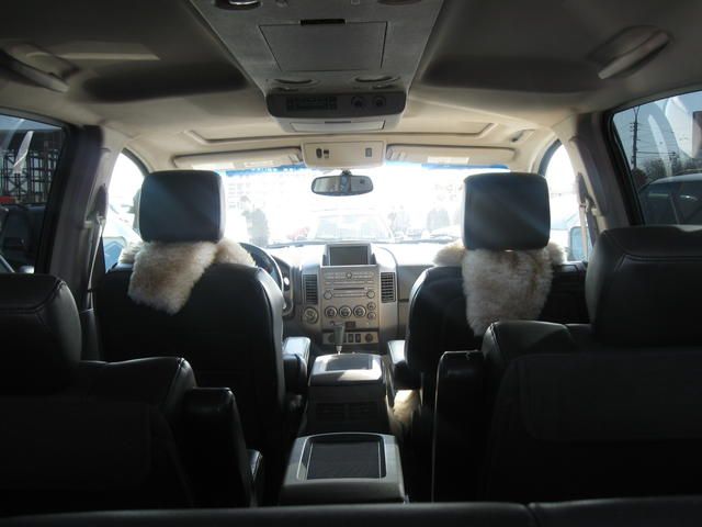 2004 Nissan Armada