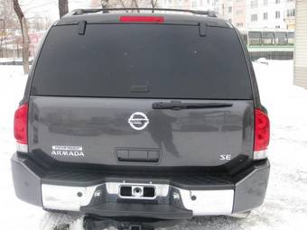 2004 Nissan Armada Pics