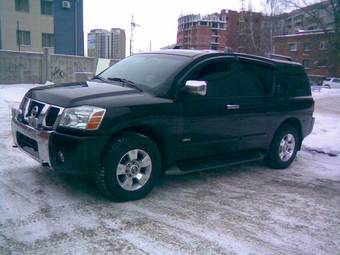 2004 Nissan Armada Photos