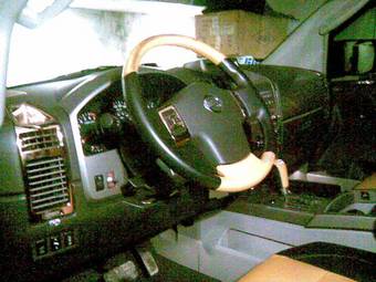 2004 Nissan Armada Wallpapers