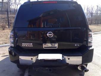 2004 Nissan Armada Pictures