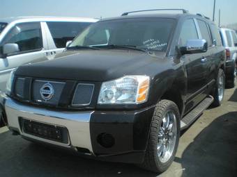 2004 Nissan Armada Photos
