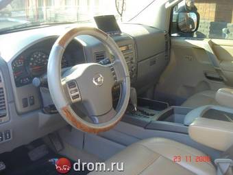 2004 Nissan Armada Photos
