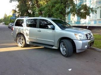 2004 Nissan Armada Photos