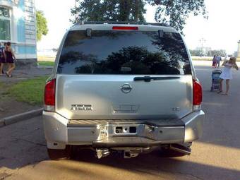 2004 Nissan Armada Pictures