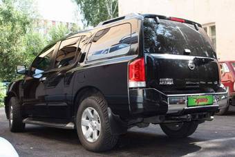 2004 Nissan Armada Pictures