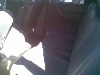 2004 Nissan Armada Photos