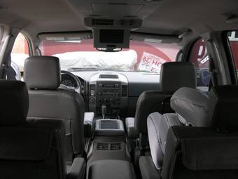 2004 Nissan Armada Photos